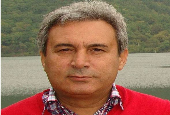 Tanınmış vəkil dünyasını dəyişdi