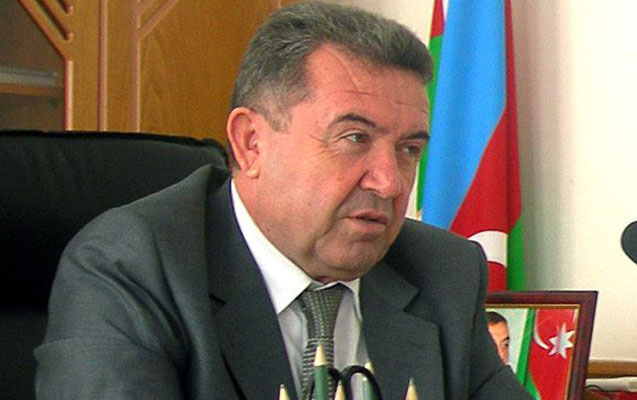 “Ayağımın altını qazanlar var”