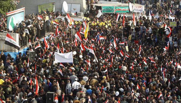 Minlərlə iraqlı Türkiyəyə etiraz edir