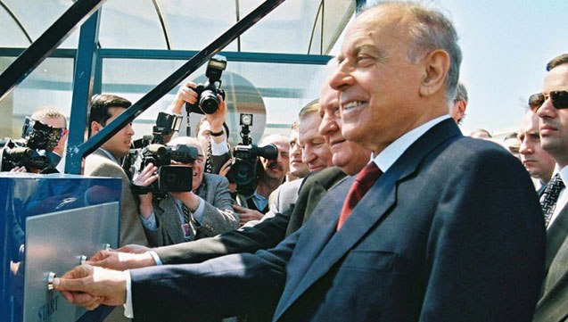 O, Heydər Əliyevdir...