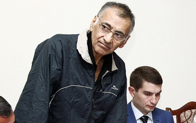 “Dilqəm yazıb ki, ona dəyib-dolaşan yoxdur...”