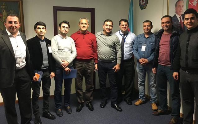 Azərbaycanlı jurnalistlər NATO-nun mənzil qərargahında