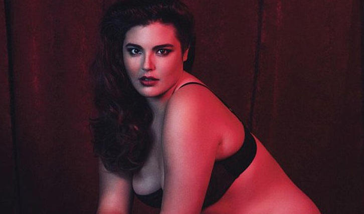 Məşhur atanın qızı alt paltarı reklamında