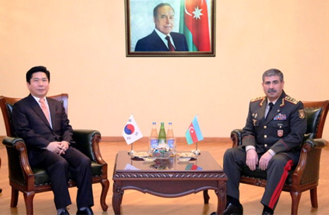 Zakir Həsənov səfirlə görüşdü