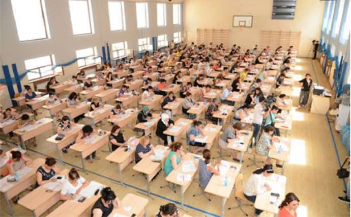 Bu gün 6500 müəllim imtahan verəcək