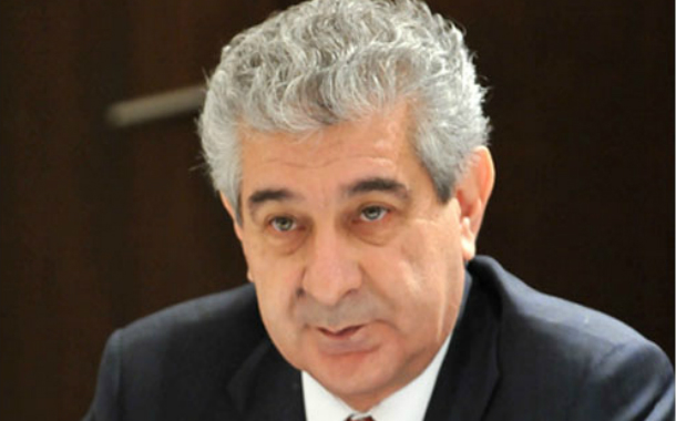 Baş nazirin müavini xəsarət almış neftçiləri ziyarət edib