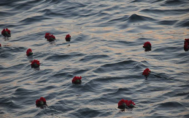 “Dənizə bir qərənfil ataq...” aksiyası