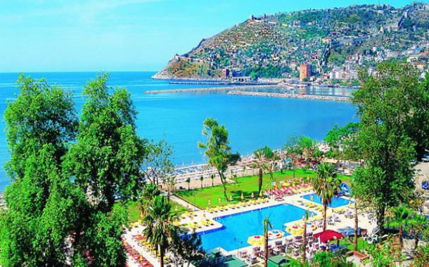 Türkiyə Rusiya ilə vizasız rejimi ləğv etməyəcək