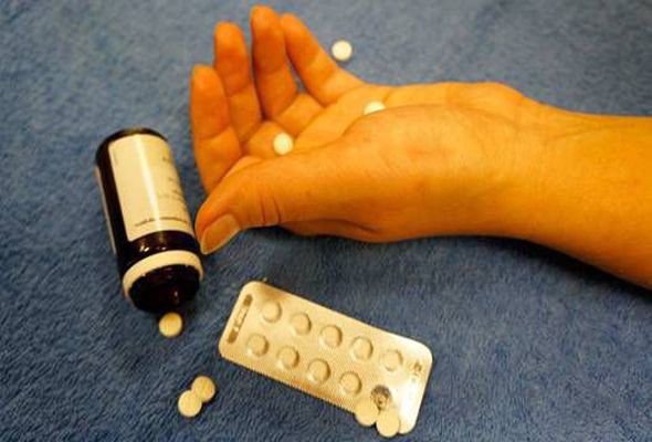 Sabirabadda məktəbli qız özünü öldürdü