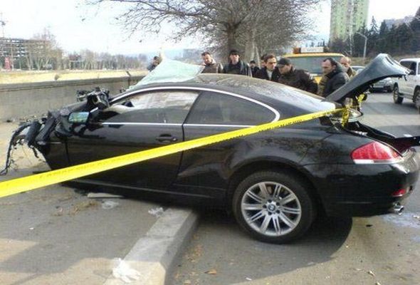 Gürcü nazir qəzaya düşdü