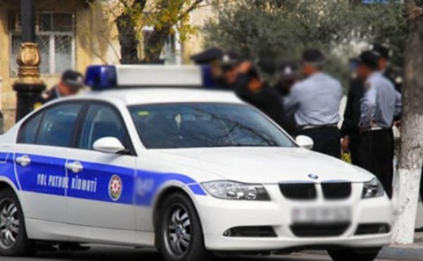 Bakıda polis qəza törətdi: yaralılar var