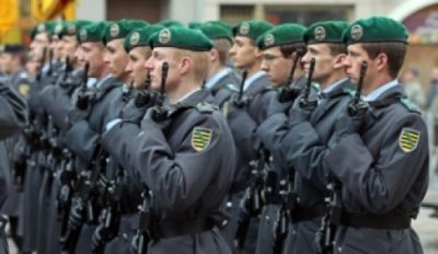 Alman ordusu Suriyaya girir