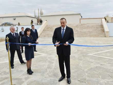 Azərbaycan prezidenti Babək rayonunda məktəbin açılışında iştirak edib