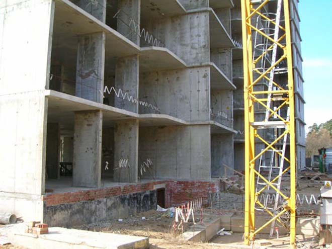 Xətaidə fəhlə 3-cü mərtəbədən yıxılaraq öldü