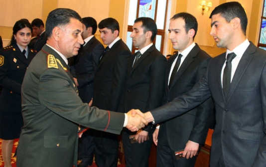 Ramil Usubov gəncləri işə götürəcək