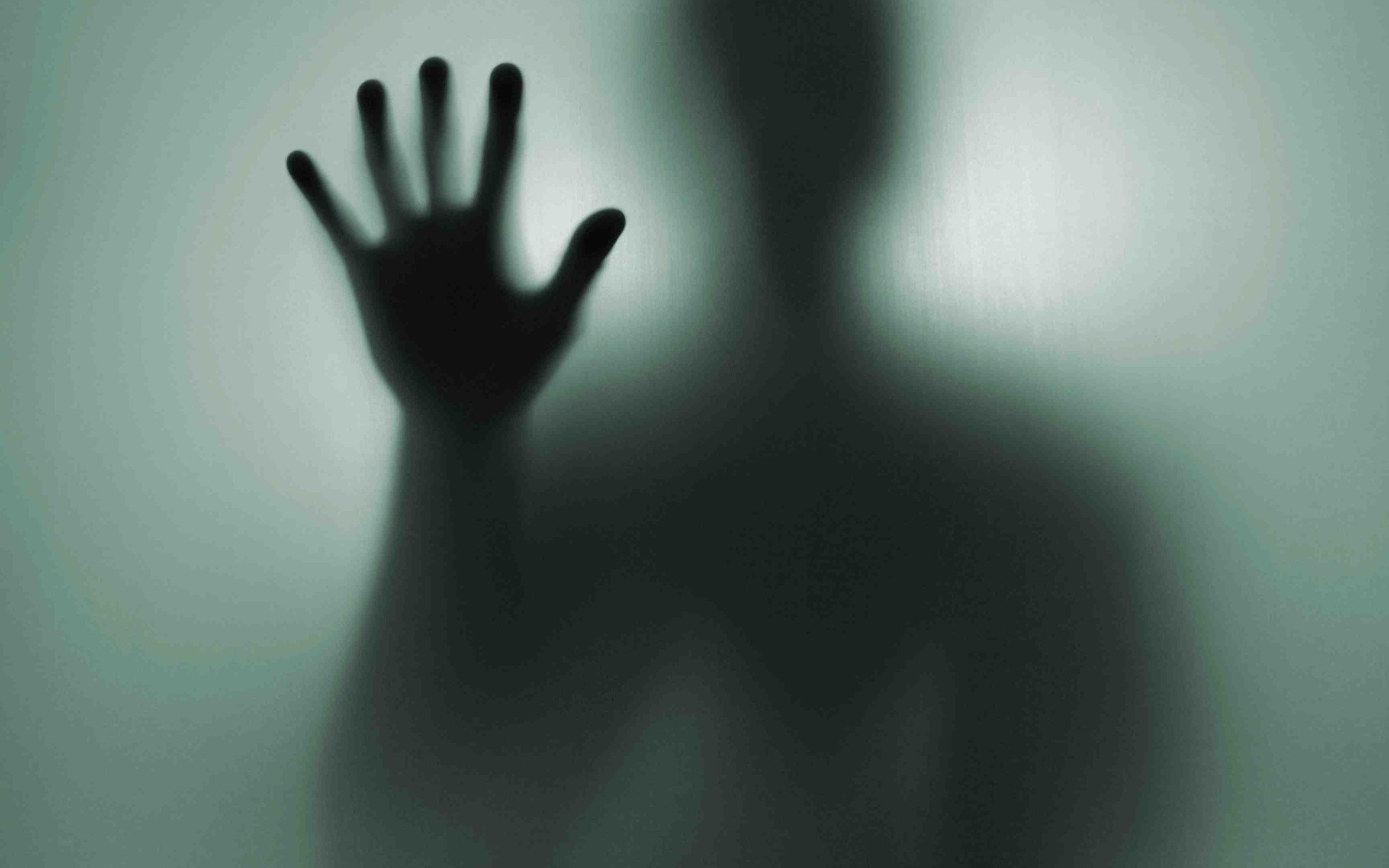 Ruh gəzməyə çıxdı