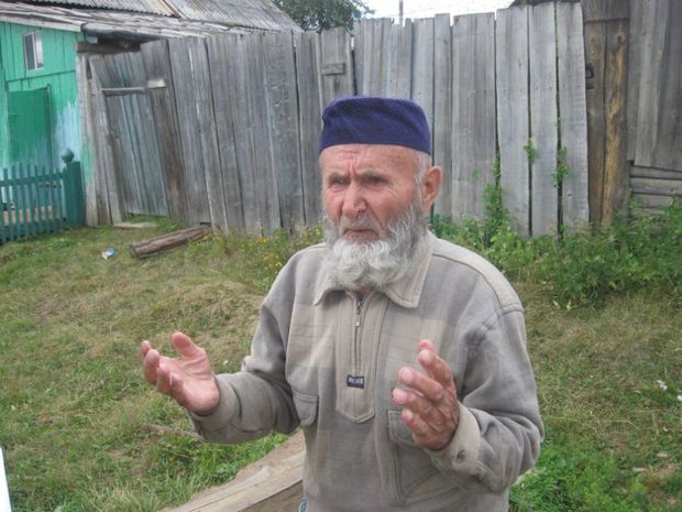 Sabirabadda molla polisə rüşvət təklif etdi