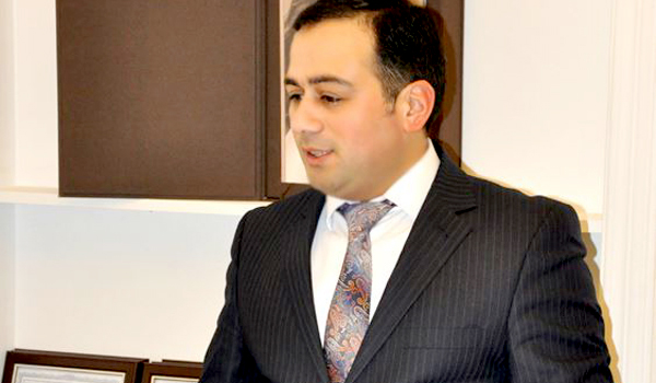 Azad medianın Azay nöqtəsi