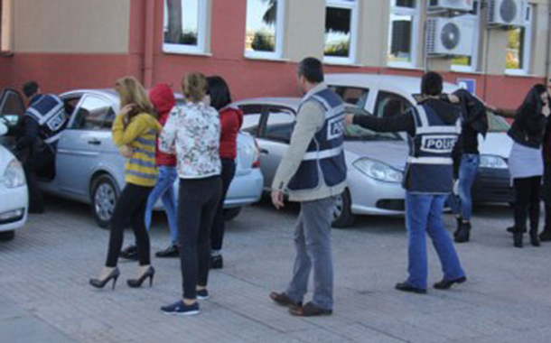 Fahişəlik edən gürcüstanlı dövlət işçiləri saxlanıldı