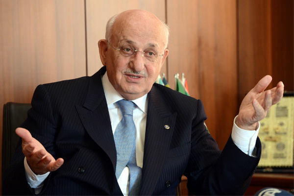 Türkiyə parlamentinin yeni sədri Kahraman oldu