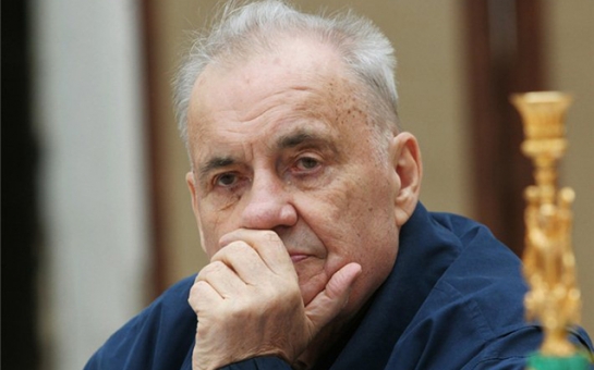 Tanınmış kinorejissorun vəziyyəti ağırlaşıb