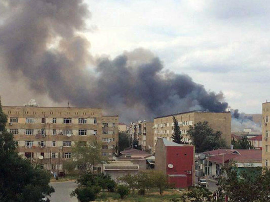 Partlayışın TƏFƏRRÜATI - Hərbçilər silah götürmək məqsədilə zavoda daxil olarkən...