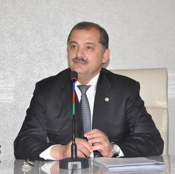 İcra başçısıyla iş adamları arasında 9 milyonluq borc qalmaqalı