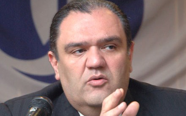 Əsədullayevin bankında pay bölgüsü dəyişikliyi