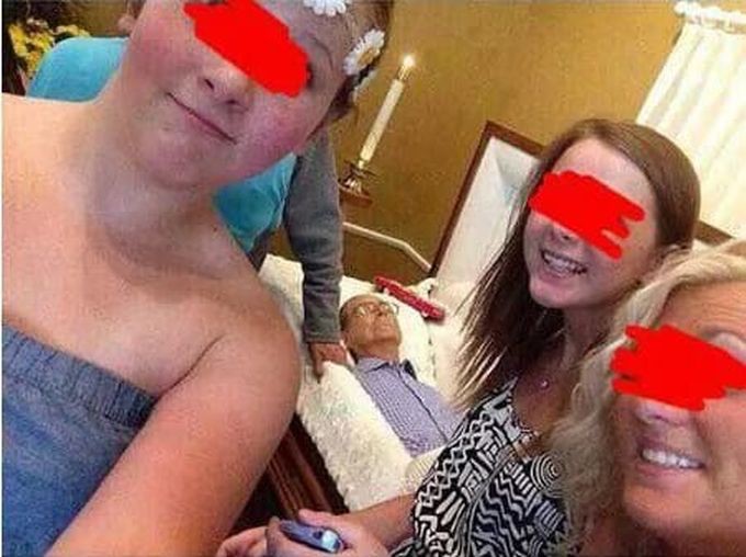 “Selfie” çəkənlər bəzən hədlərini aşırlar