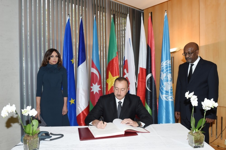 Azərbaycan prezidenti UNESCO Baş Konfransının 38-ci sessiyasının Liderlər Forumunda iştirak edib