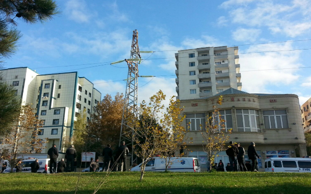 Bakıda səhər saatlarında intihara cəhd olub