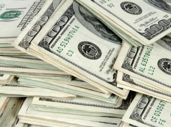 Bakıda qadına qarşı 240 min dollarlıq