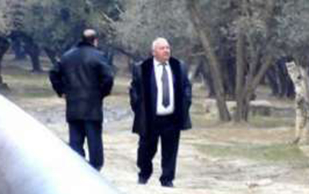 Akif Çovdarov 3 milyonluq borc sildirib