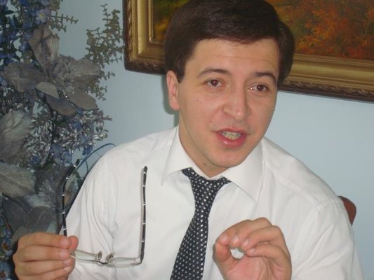 “Ata, eşidirsən məni?