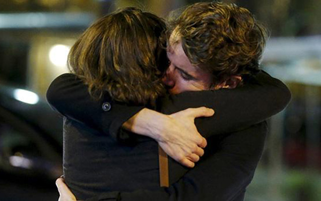 Parislilərdən insanlıq dərsi