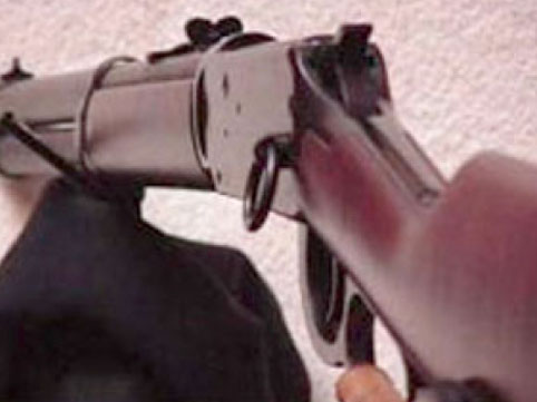 12 yaşlı uşaq ayağından güllə yarası aldı