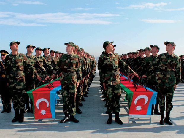 Azərbaycan prezidenti hərbi xidmətlə bağlı qanuna dəyişiklik etdi