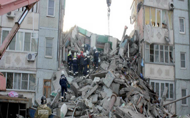 Bakıda mənzil qarət edildi