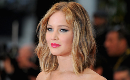 Ulduz aktrisa yenə pərt oldu