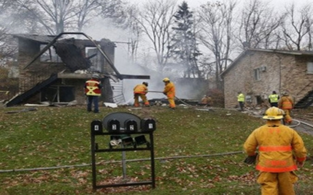 ABŞ-da təyyarə evə çırpıldı