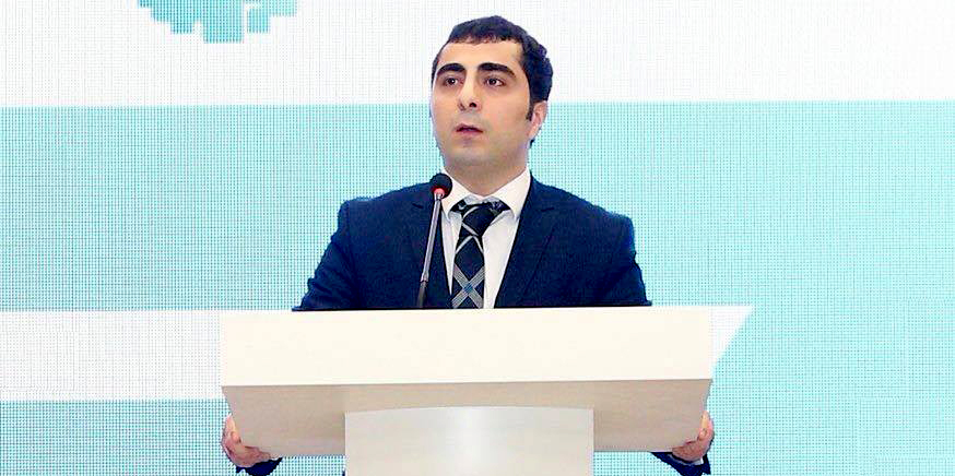 Rövşən Nəcəfov: “Prezidentin bu sərəncamı təhsil alanlar üçün mesajdır”