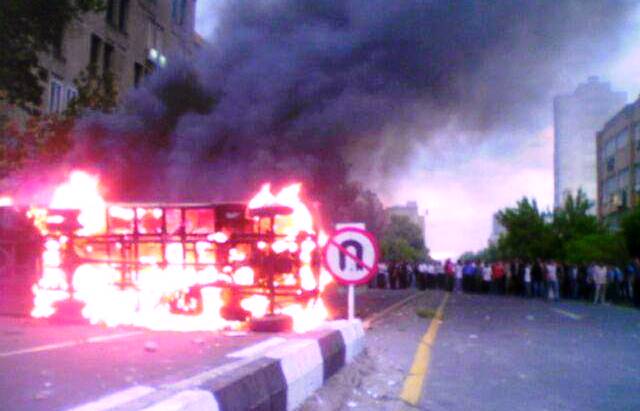 İranda etirazlar qızışır