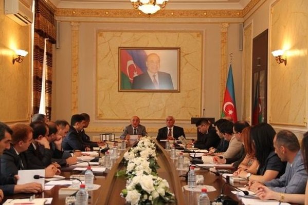 Radikallığı təbliğ edən 40 dini kitaba qadağa qoyulub