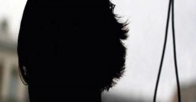 Bakıda faciə - 9 yaşlı qız intihar etdi