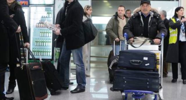 İki mindən çox əcnəbi Azərbaycandan qovuldu