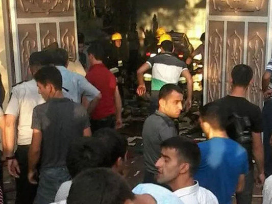 Arvadının ölümünə dözə bilmədi - Evə od vurdu, özünü asdı