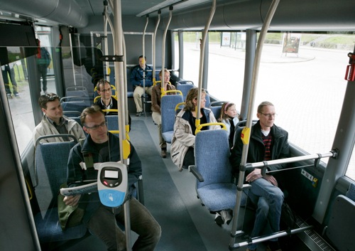 İşə ictimai nəqliyyatda getməyin əsas üstünlükləri