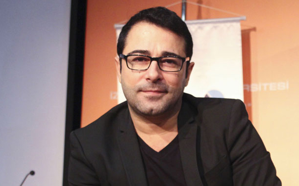 Tanınmış müğənni rəsmən müxalifətdə