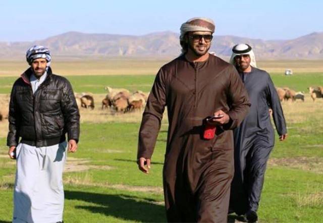 Ovçuluq edən ərəb şeyxləri