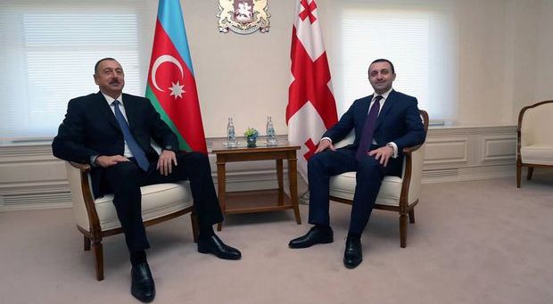 İlham Əliyev Gürcüstanın Baş naziri ilə görüşdü